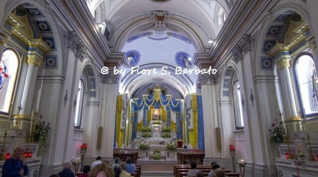 Interno della chiesa di Santa Maria di Costantinopoli a Foglianise, in provincia di Benevento