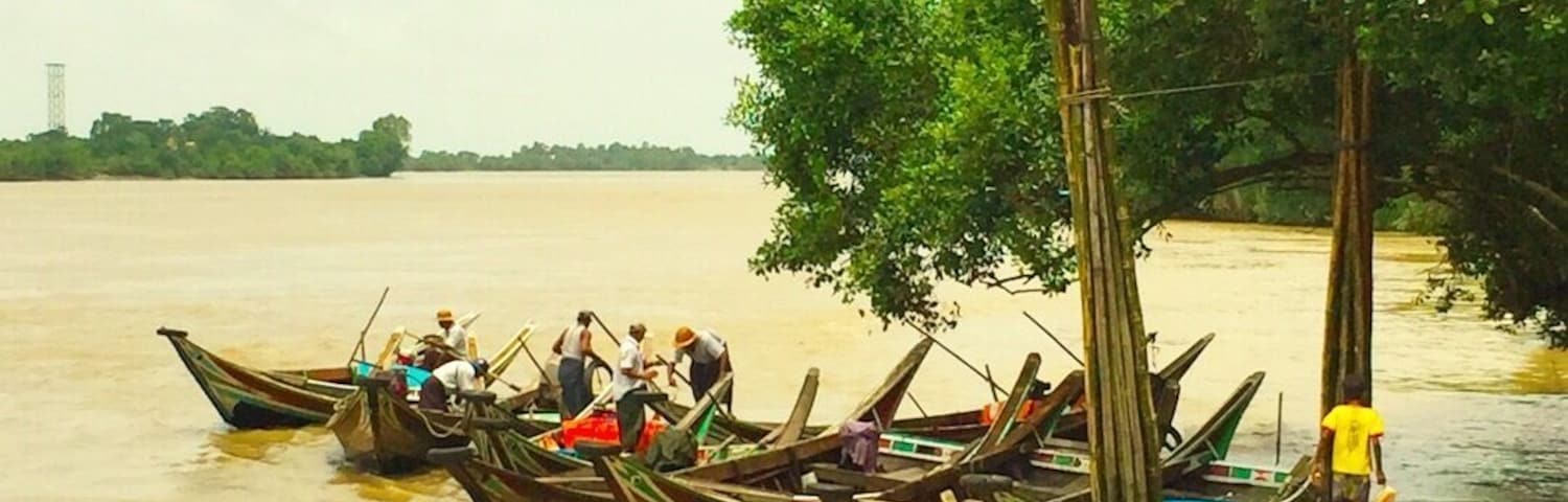 On the left side, Benodet
On the right side, La pointe de Combrit
Finistère, Brittany