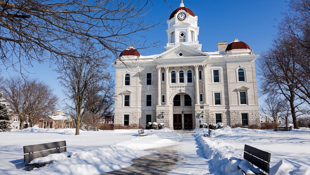 Old courthouse in Carthage, Illinois