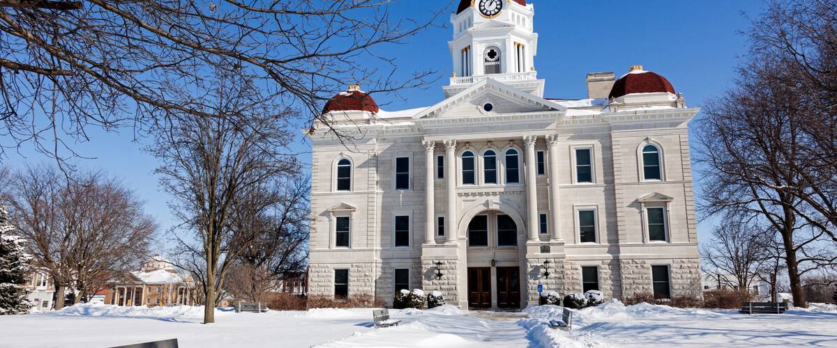 Old courthouse in Carthage, Illinois