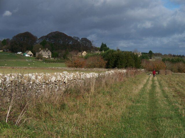 Footpath to Folly Farm From the minor road between Notgrove and Cold Aston, this footpath heads towards Folly Farm where there is a waterfowl park and a camping site.