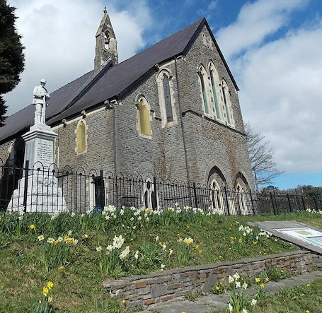 Bargoed War Memorial. Built by public subscription, Bargoed War Memorial was unveiled in Hanbury Square in June 1923. In the 1960s the War Memorial was moved to Bargoed Park. It has been in its present location, in the grounds of St Gwladys Church, since November 2007.