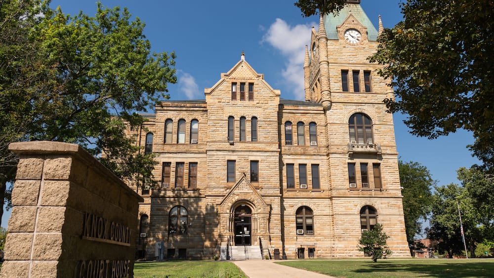 Knox County Courthouse.
