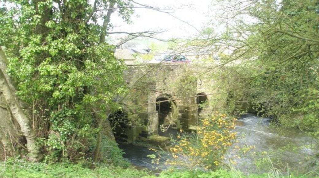 Side view of Haben Farm Bridge