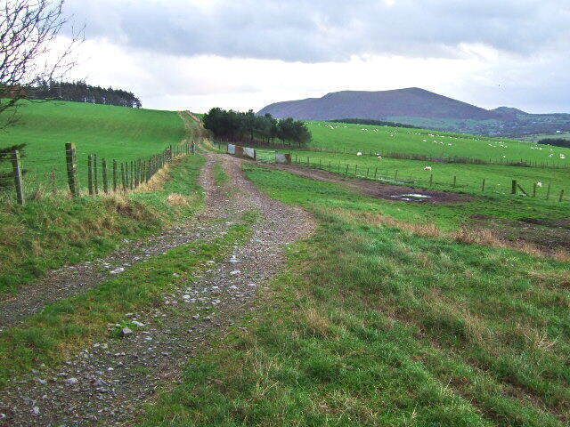 Footpath and track Farm track and path on Shelve Hill