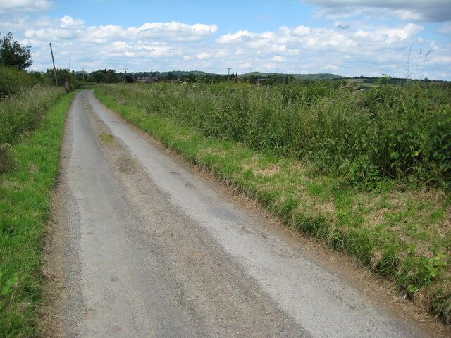 Smokey Lane, Cropthorne View northwards up Smokey Lane in Cropthorne.