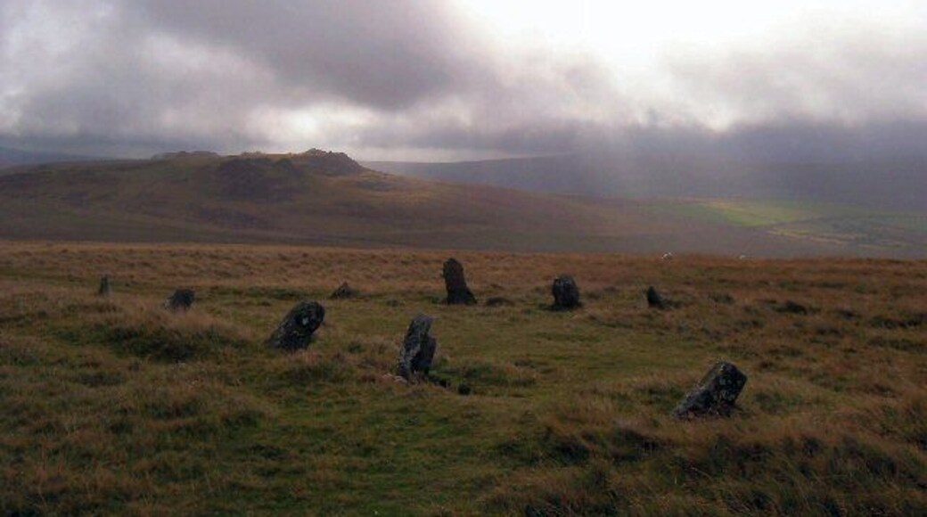 Beddarthur standing stone circle, Preseli Mountains The stone circle of Beddarthur lies on the north eastern slopes of Carn Siân in the Preseli Mountains, North Pembrokeshire. The stone circle is adjacent to the ancient trackway known as the 'Golden Road' which runs along the Preseli mountain ridge and passes Carn Menyn (the reputed source of the Stonehenge Bluestones) which can be seen in the distance.