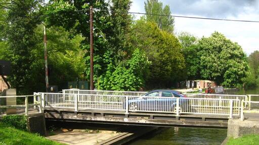 Tyle Mill swing bridge Looking towards Reading.