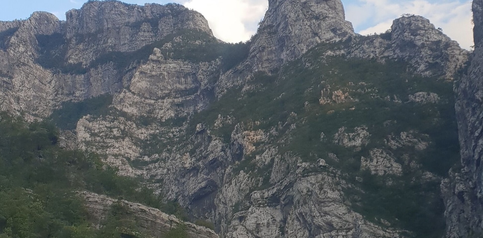 #golden #moment
Don't these rock formations make you wonder if there is something more to this Earth than its visible surface? Where did those "kung fu" traces come from? I don't know that, but I know where they are placed. Neretva river, just few kilometres north of Mostar, Herzegovina ~ my homeland. ❤