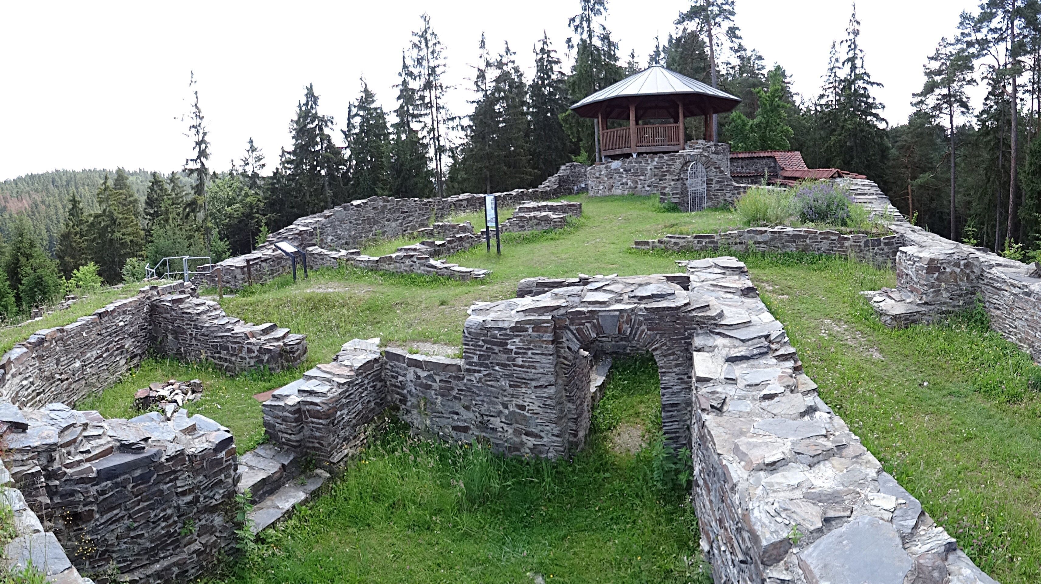 Wysburg, Blick zur Hauptburg