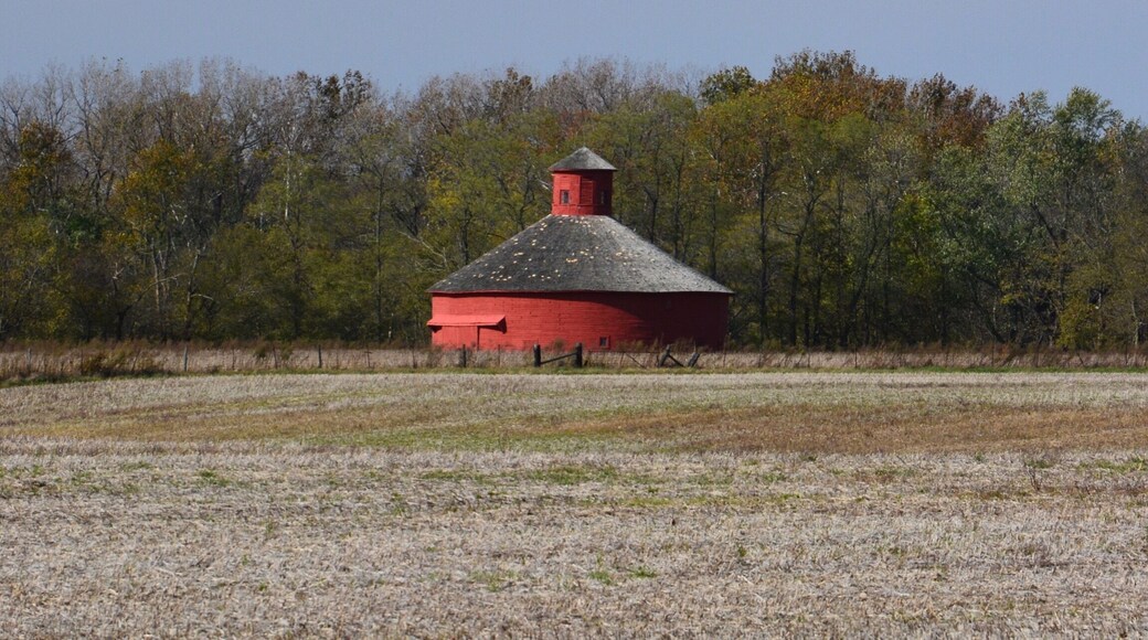 Went on a cross country road trip through Parke and Vermillion counties in Indiana. As we rounded the corner, we came across this wonderful round barn.
