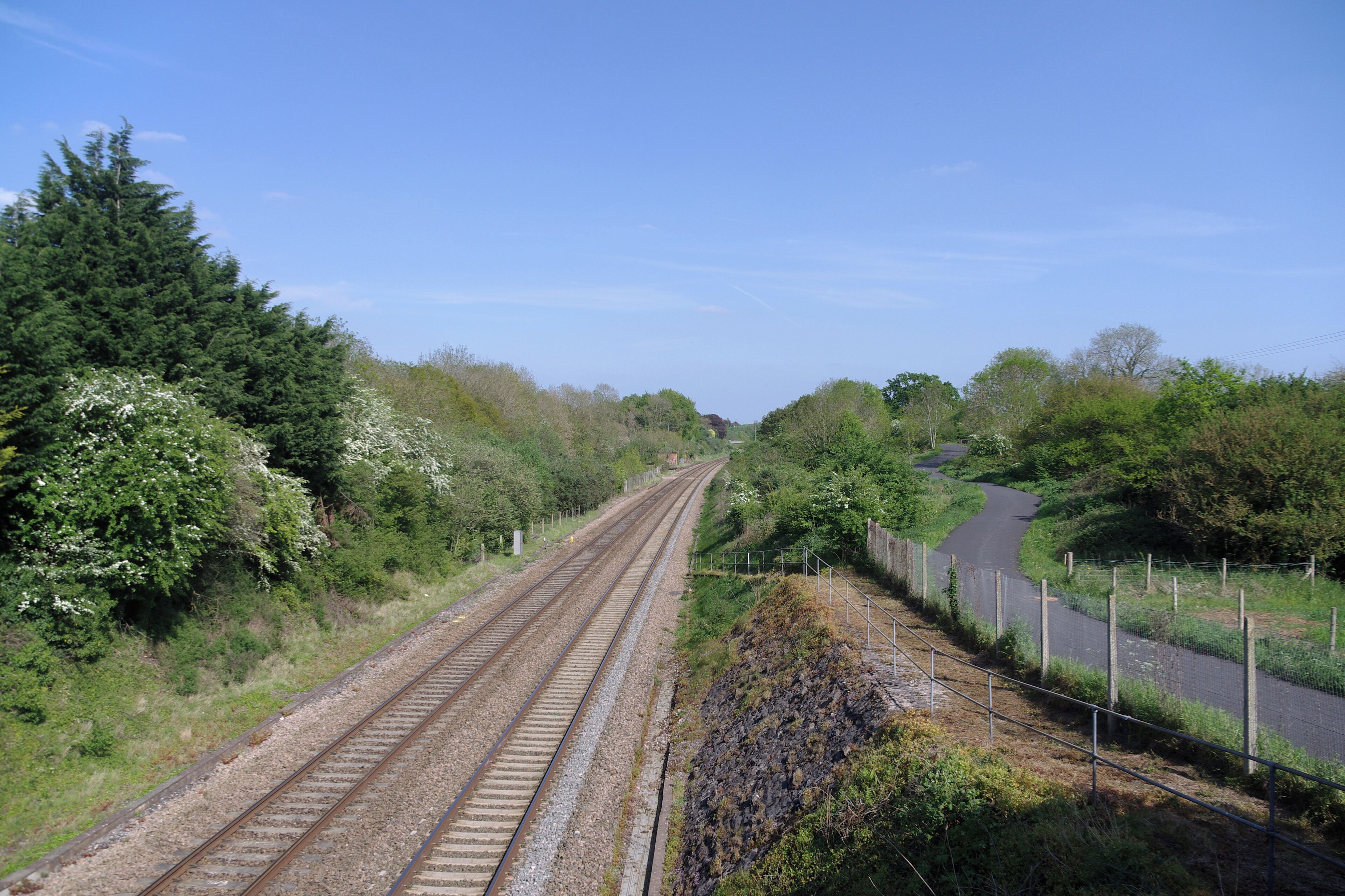 Looking east along the Bristol to Exeter Line from the Station Road bridge in Flax Bourton.