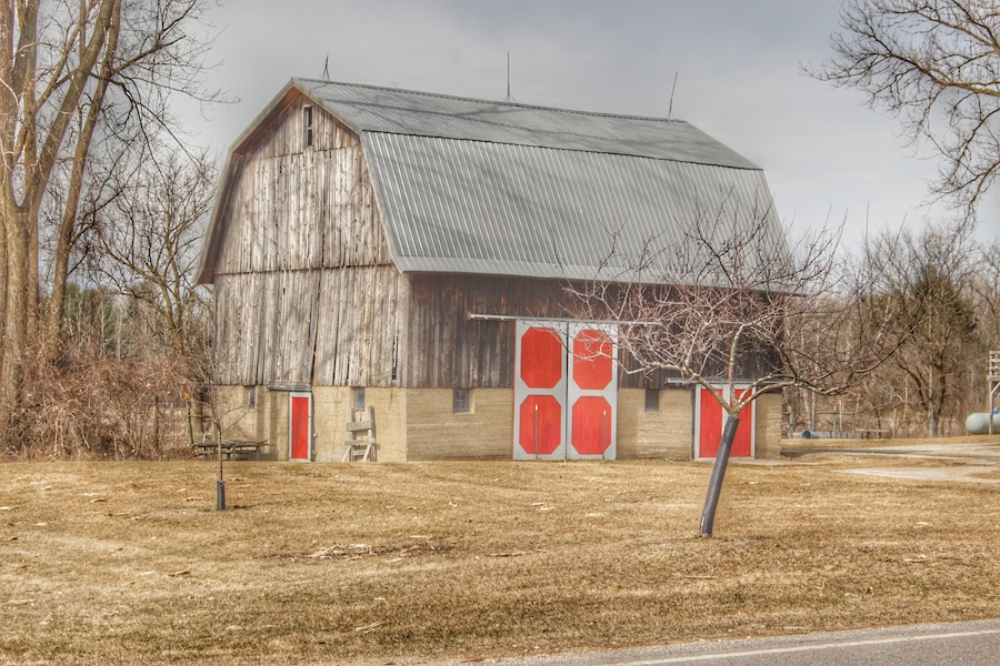 0909 - Sheridan Road Grey I (0909-BAR-030920-0120P)