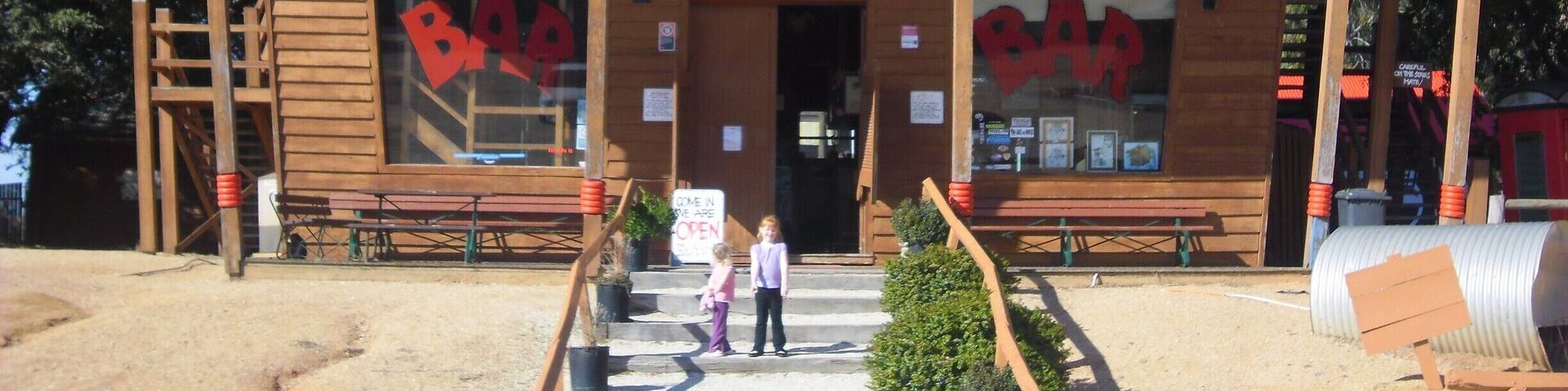 Ettamogah pub was in a comic that was very popular in Australia. Some enterprising individuals built replicas as tourist attractions. This one is near Albury?Wodonga on the New South Wales /Victoria border.
#Ettamogah, #pub, #comic, #bar, #australia, #drinks,
www.wyldfamilytravel.com