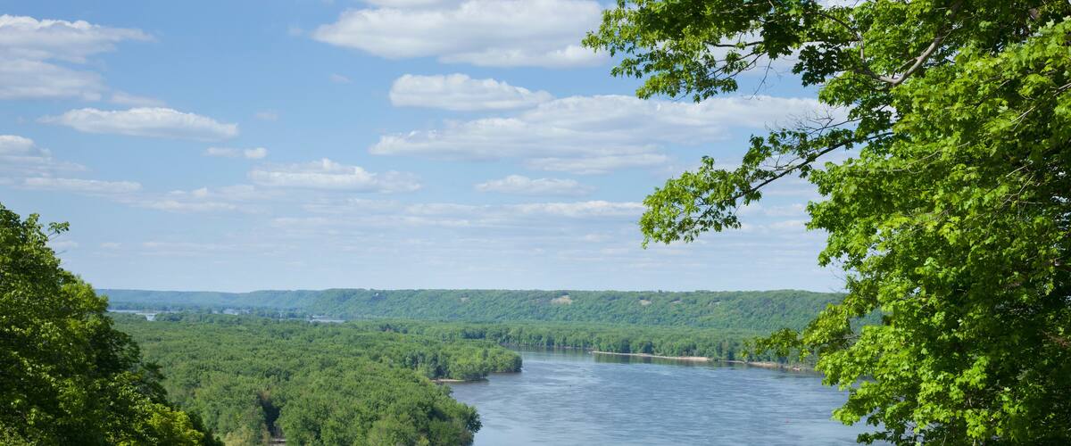 Overlook of the Mississippi River near Guttenberg, Iowa