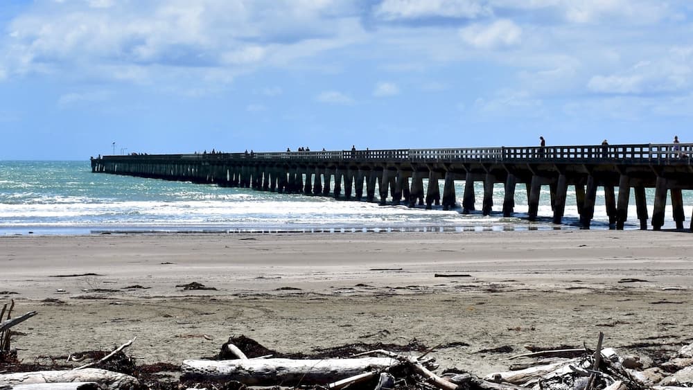 Tolaga Bay Wharf, New Zealand's longest pier