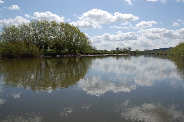The River Severn downstream of Haw Bridge in Springtime