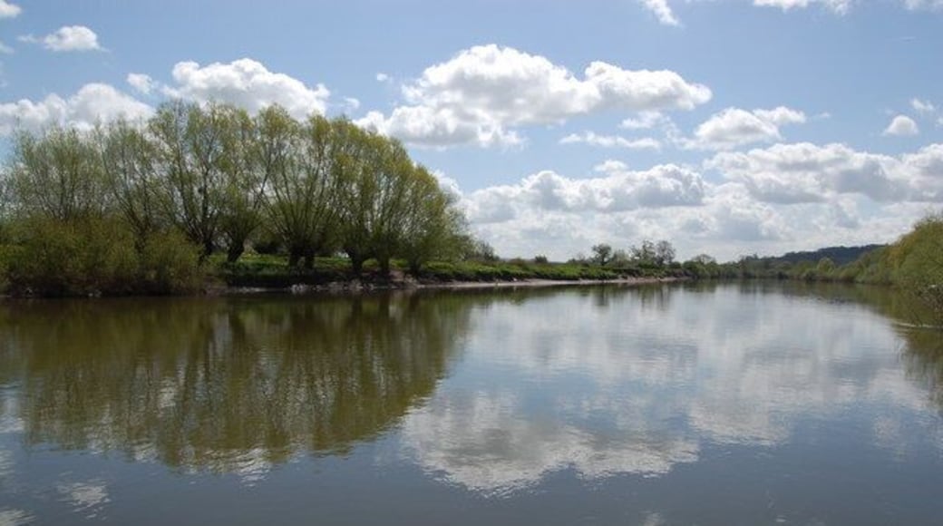 The River Severn downstream of Haw Bridge in Springtime
