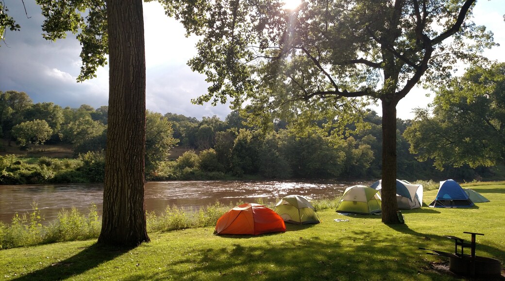 Best place to camp in IA. Quiet, right on the Boone River, lots of wildlife, but no hiking trails.