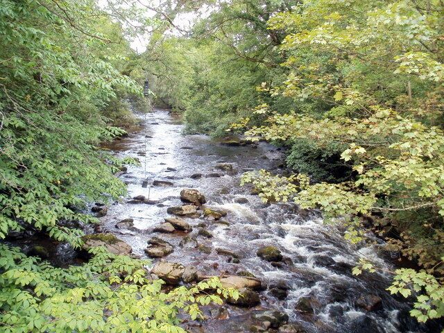 River Tawe flows towards Pont rhyd-arw, Penycae