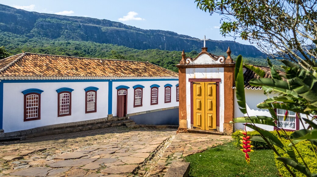 Street view of Sao Joao del Rei with Nossa Senhora do Carmo Church on backgound - Sao Joao Del Rei, Minas Gerais, Brazil