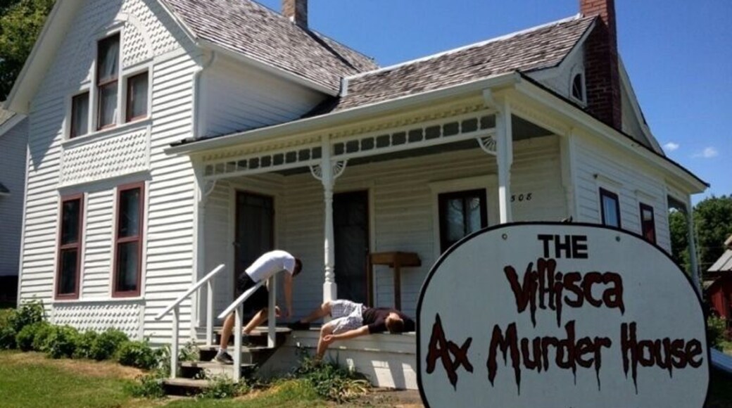 Tour one of the most haunted places on Earth and the unfortunate scene of an unsolved massacre involving an axe in 1912. #history #ghostadventures #paranormal #Iowa #museum #haunting #house #travel #explore