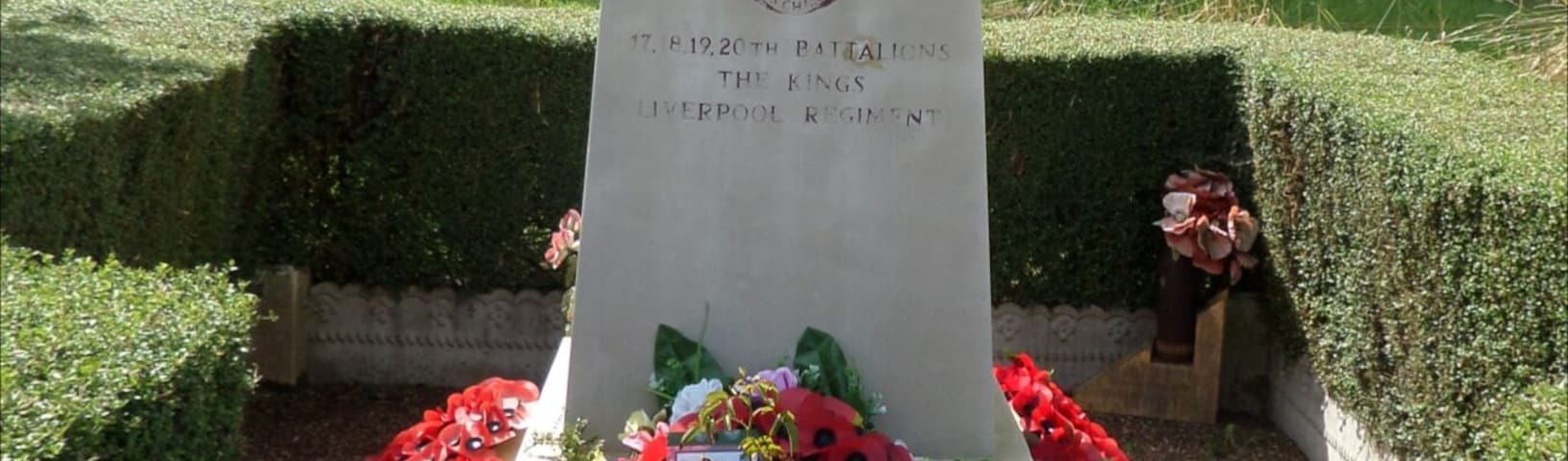 The monument to the Liverpool Pals.
https://en.m.wikipedia.org/wiki/Liverpool_Pals