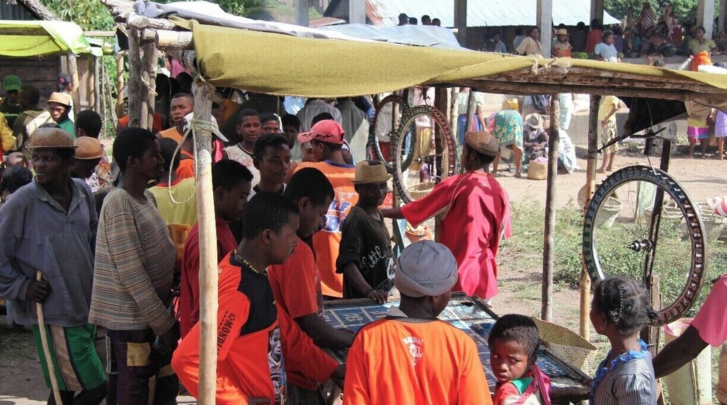 Roulette on market day, a more basic version than the gamblers in Vegas play.
#market