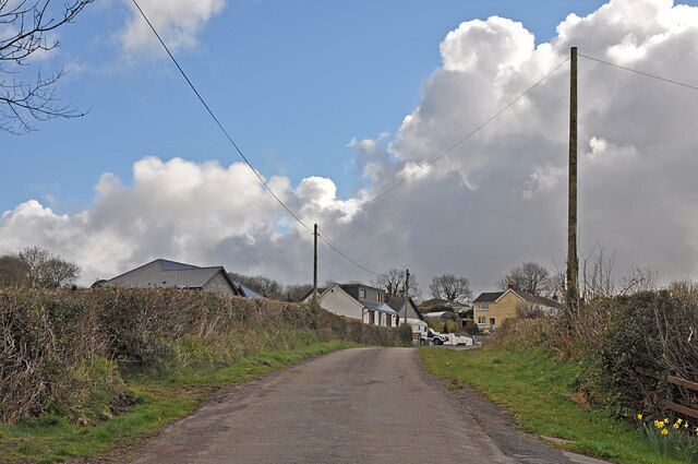 Bronhaul Uchaf near Foelgastell
