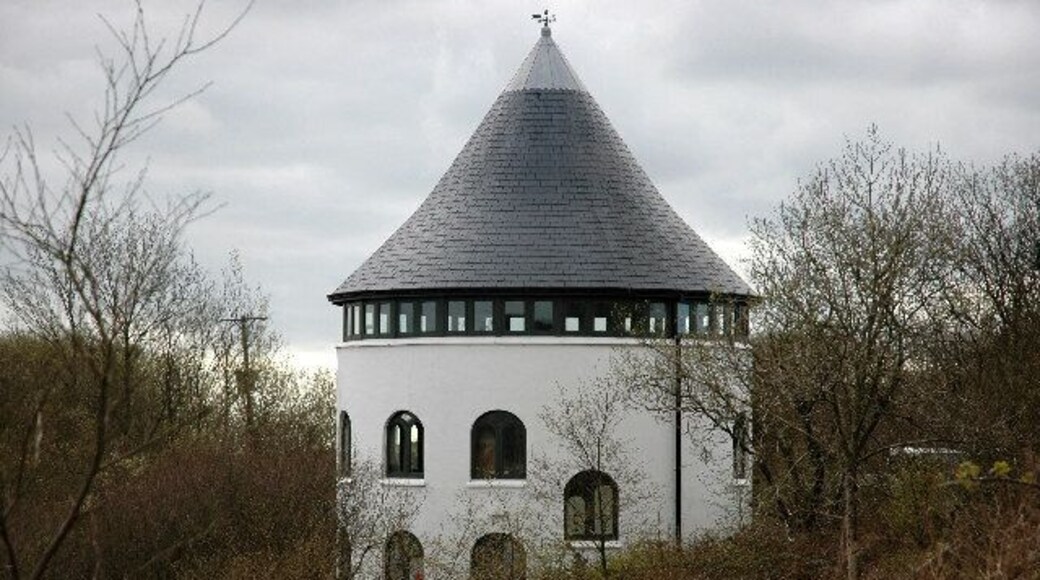 Llyn Llech Owain Visitor Centre.