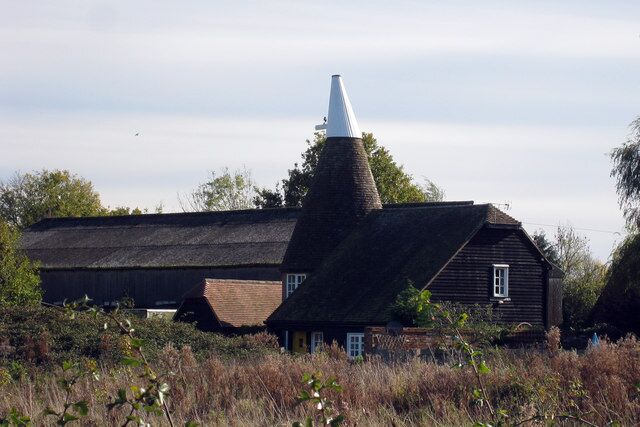 Oast House, Pope House Farm, Ashford Road, St Michaels, Kent Single round kiln oast house.
