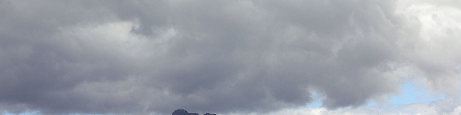 The beautiful Langeberg mountains clouded