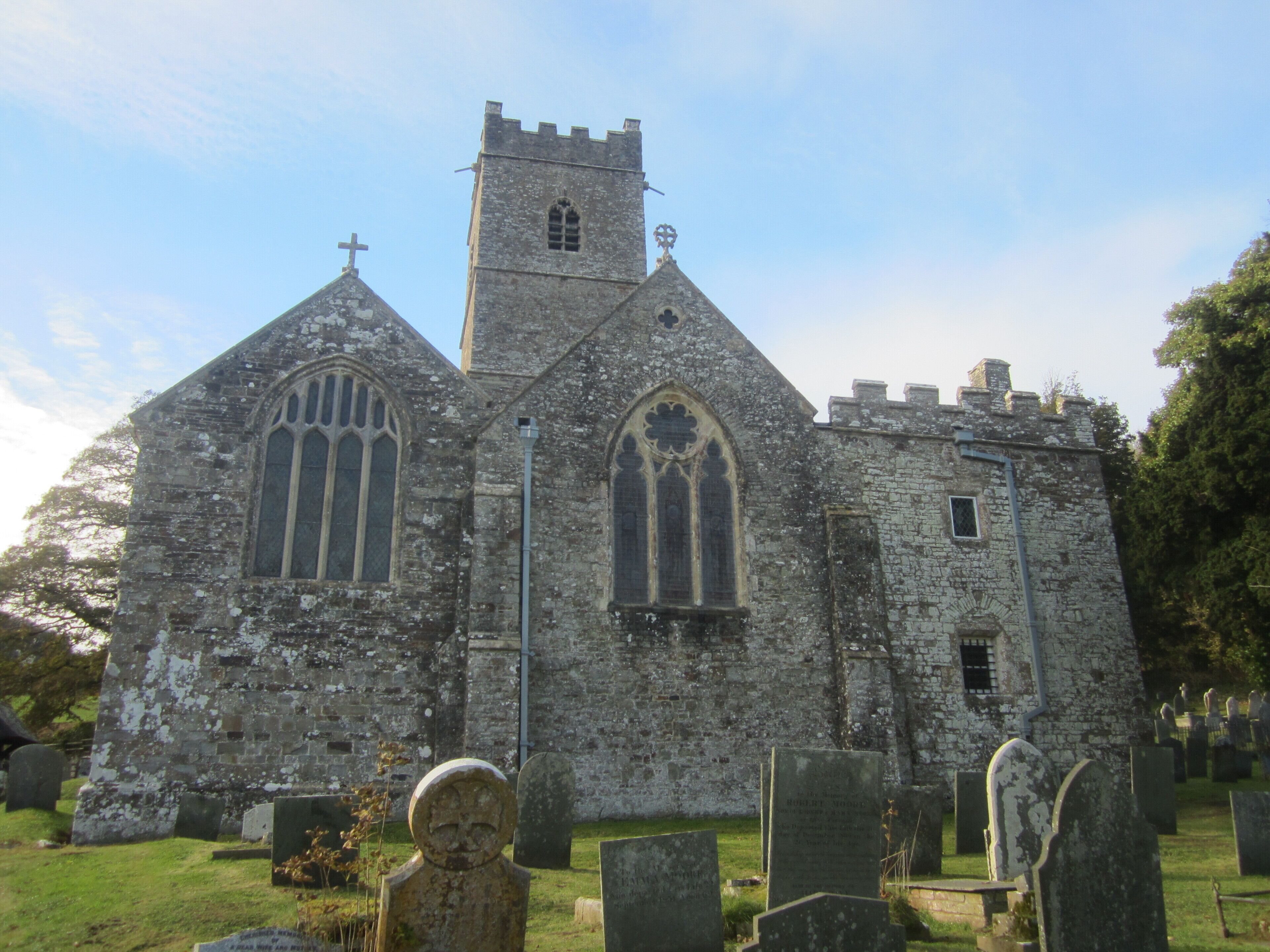 Church Of St Peter Wikidata has entry Q17526736 with data related to this item.