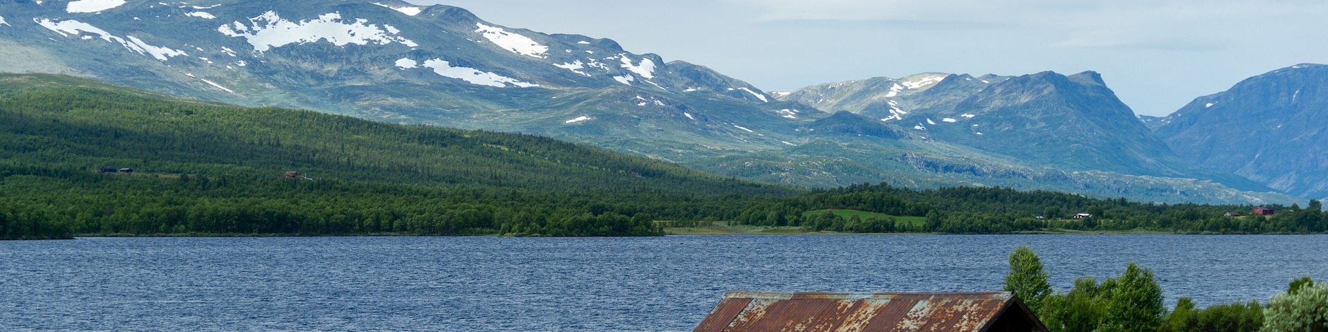 In Golsfjellet Norway by the lake