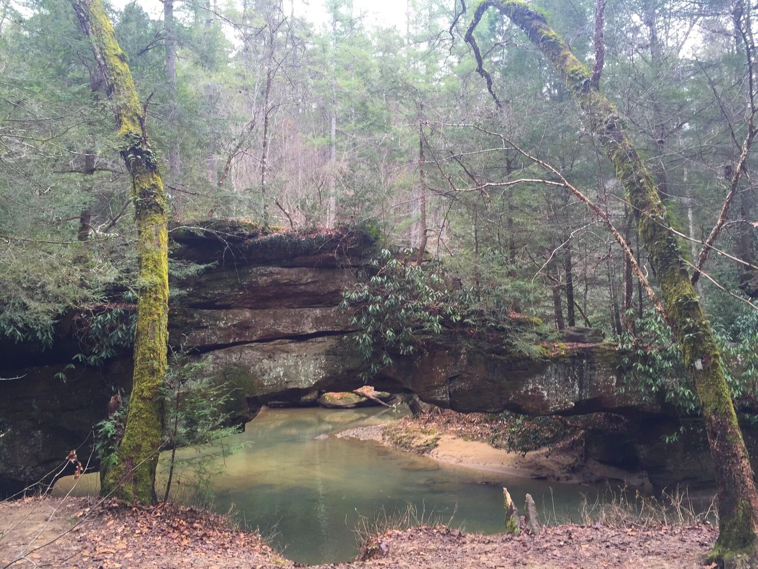 Rock bridge trail 