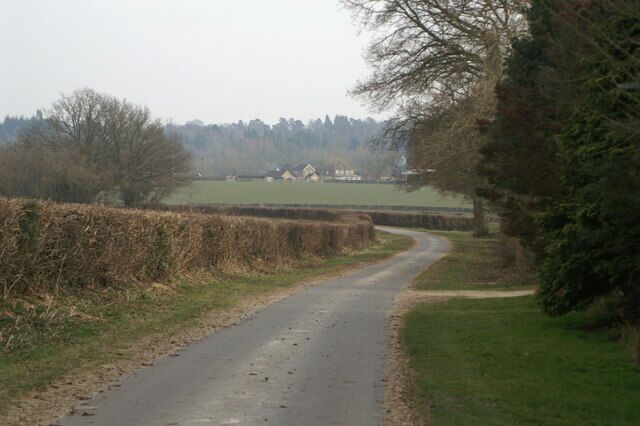 Kiln Lane, Braishfield. View SE along Kiln Lane. Fairbournes Farm SU3724 in the distance