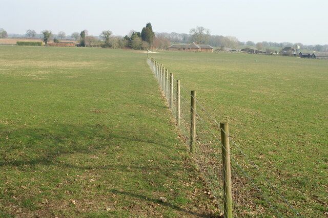 Fields east of Michelmersh Court. Looking east along Monarch's Way towards Michelmersh Manor Farm SU3526