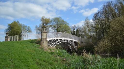 Bridge over the River Loddon, Stratfield Saye Park.