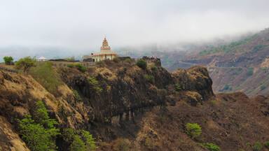 Dhabyacha Maruti Mandir, Fort Sajjngad, Sajjangad Rd, Satara, Maharashtra, India