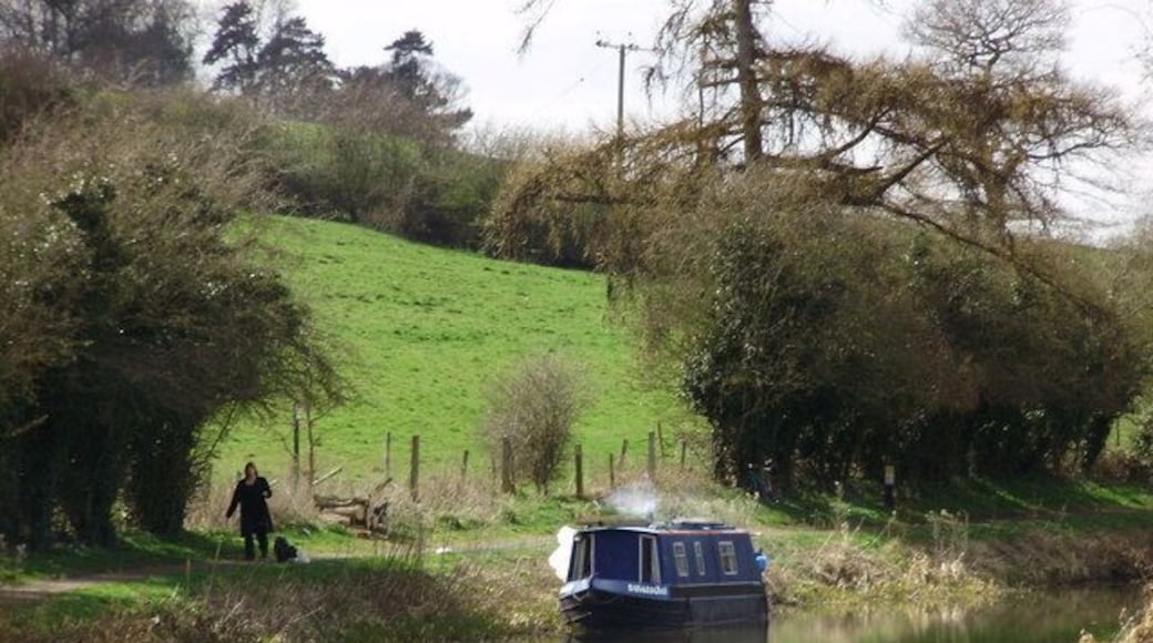 Grand Union Canal Market Harborough Arm near Bowden Bridge