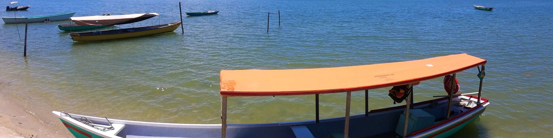 Salinas da Margarida, BA, Brazil