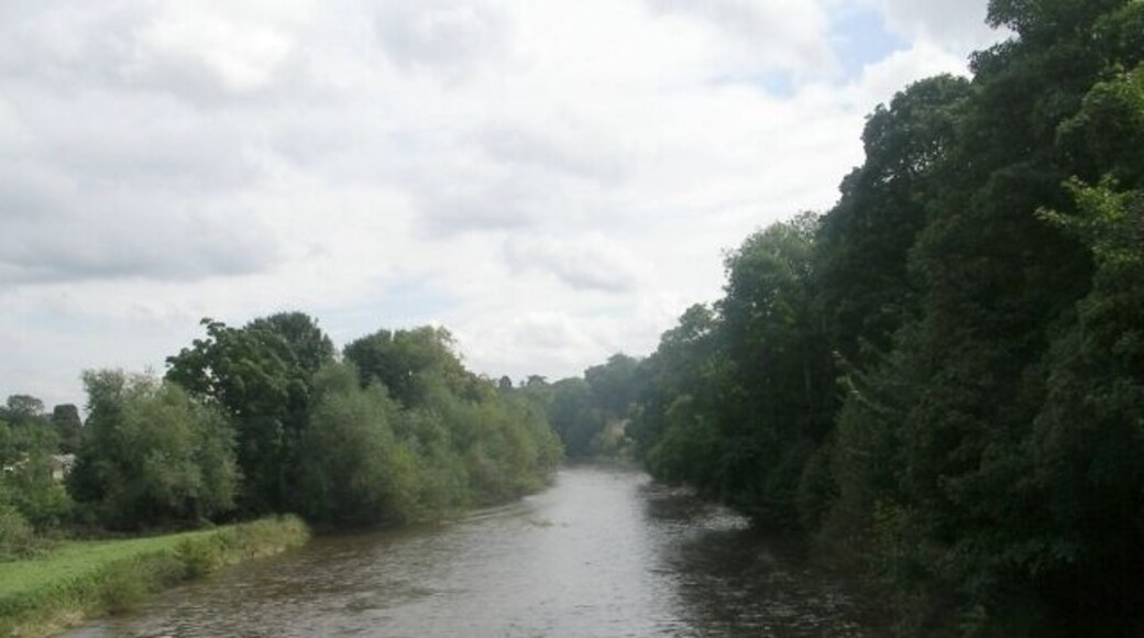 River Wharfe from Bridgefoot