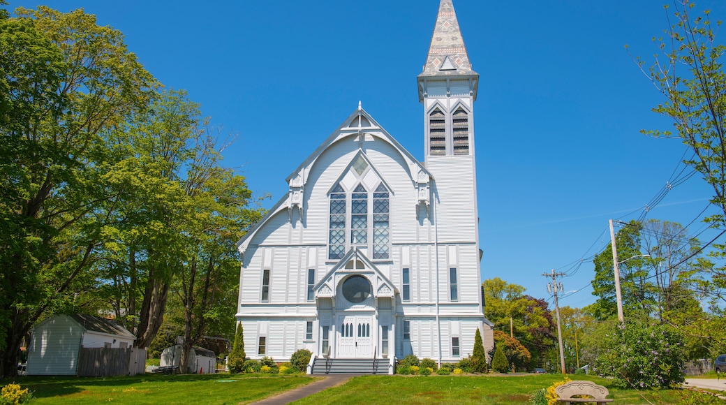 First Congregational Church at 7 Andover Street in historic town center of Georgetown, Massachusetts MA, USA.