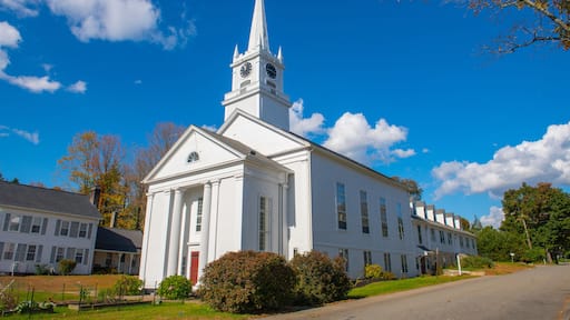 First Baptist Church at 1216 Main Street in historic town center of Holden, Massachusetts MA, USA.