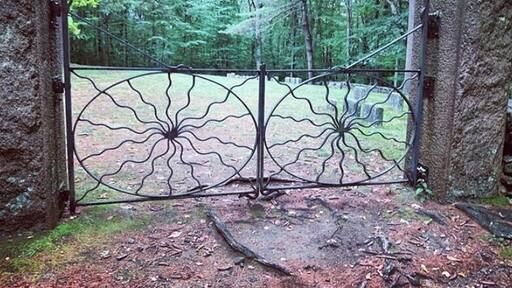 Known as “Spider Gates”, this private Quaker cemetery is known for curses and hauntings. Beware— security regularly patrols and there is only one path in and out!
