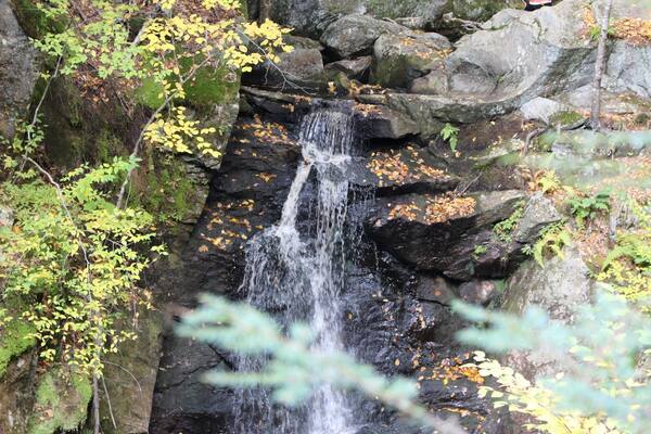 A quick and easy hike to one of Massachusetts' hidden waterfalls.