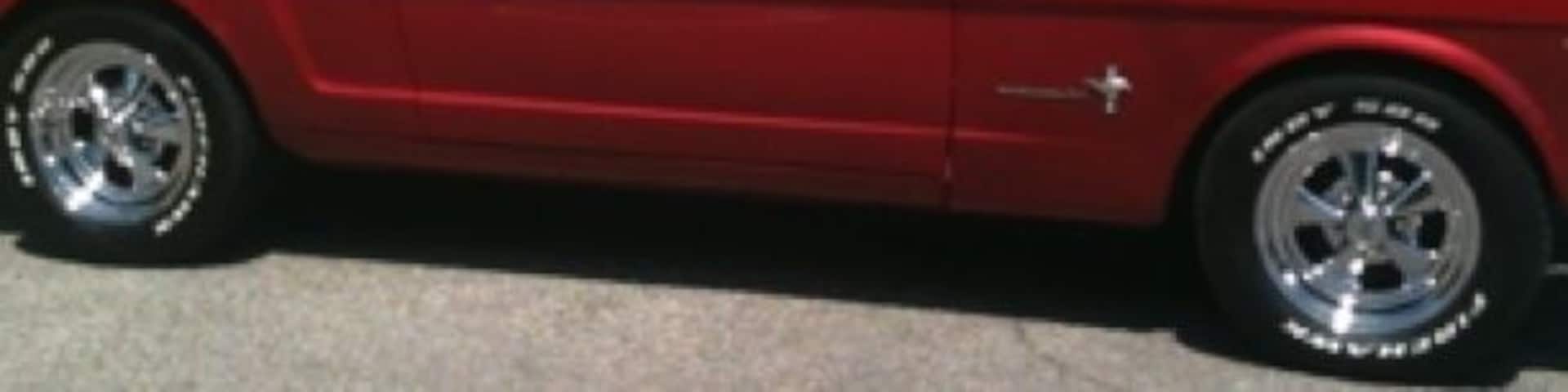 We just stumbled upon this really cool car show, it turned out to be the 8th annual covered bridge festival car show. It is a great family event; there were venders, craft tents, a bounce house, mini pedal tractor pulls for the kids, and plenty of different cars from about every era.
#Cars #Carshow #Michigan #PureMichigan #Kidsfun