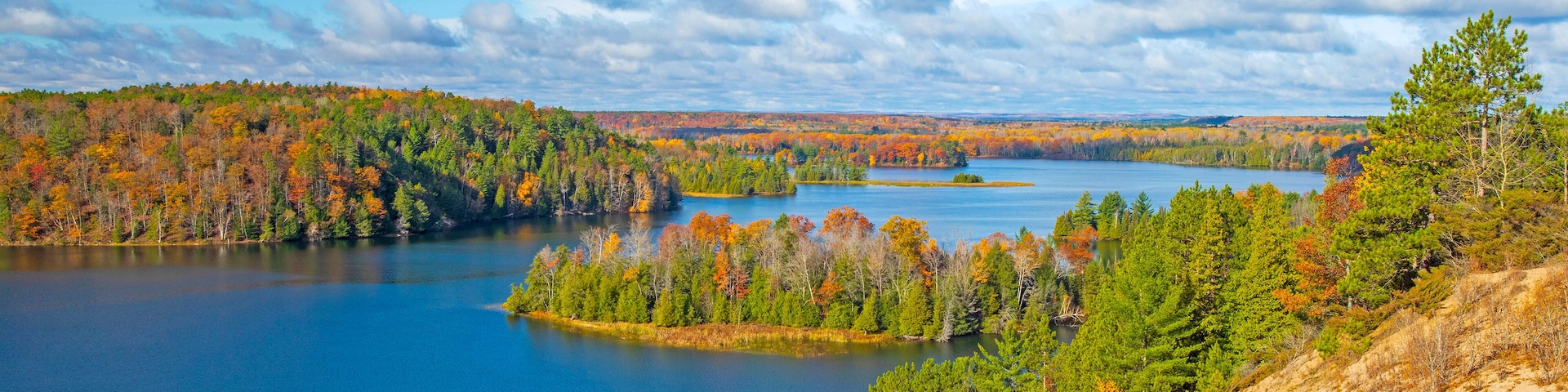 AuSable River, Lumberman's Monument sand dunes trail, Huron National Forest, Cooke Dam Pond, Iosco County, Michigan