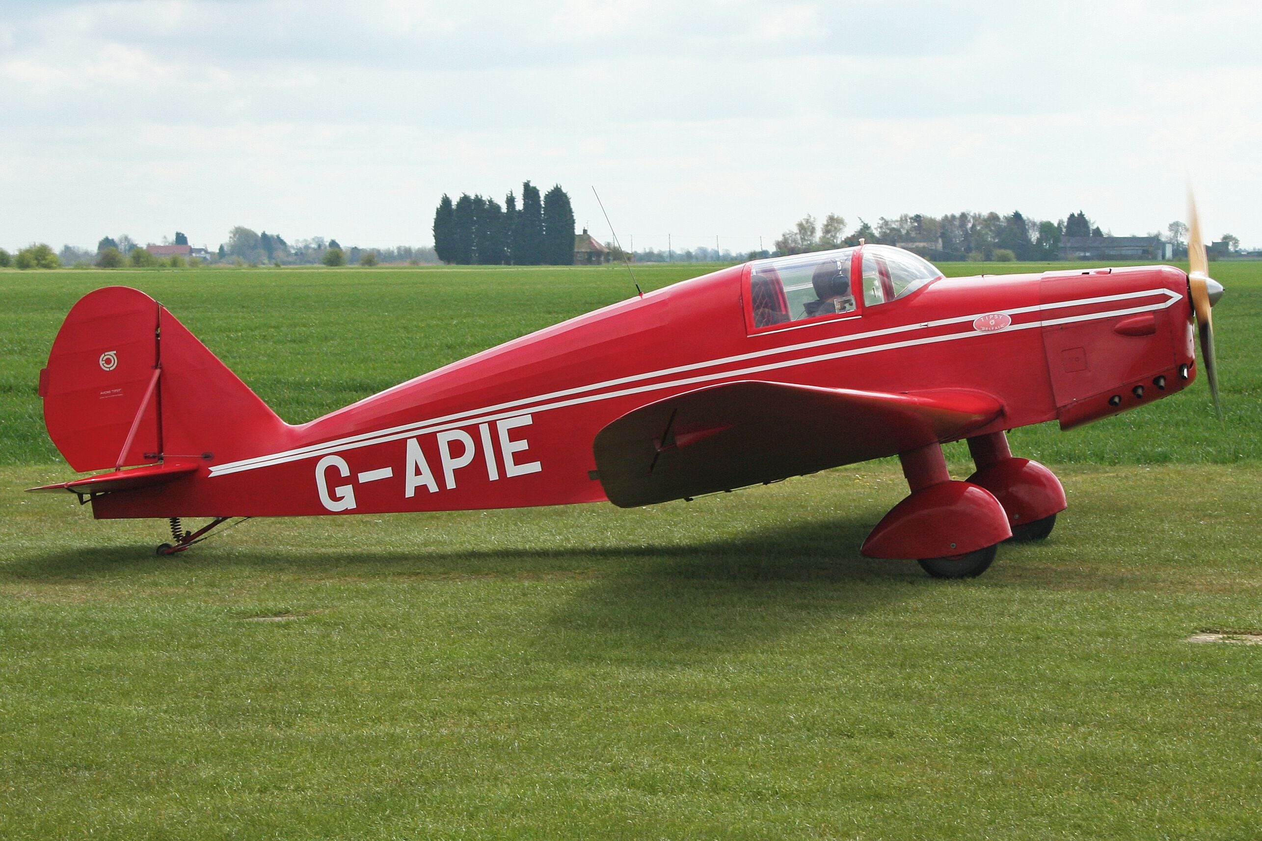 msn 535. A classic visitor seen taxiing out at the 2012 VAC and Daffodil Fly-in. Fenland Airfield. 14-4-2012