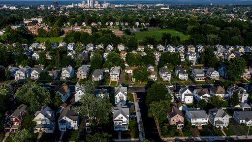 Summer
-Hartford, Connecticut